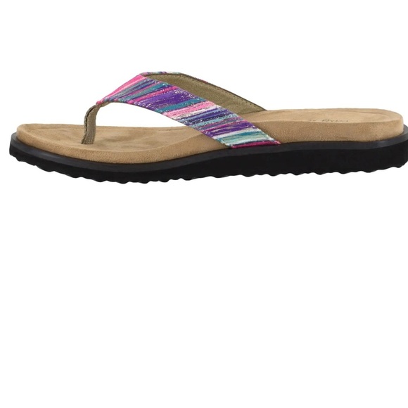 Easy Street Stevie Women’ Flip Flop Sandals Striped Metallic Purple sz 10 - Picture 2 of 9